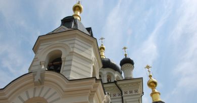Экскурсия Большой Каньон Крыма+ Форосская церковь + Ай Петри + Балаклава фото 5889 Экскурсия Большой Каньон Крыма+ Форосская церковь + Ай Петри + Балаклава фото 5889